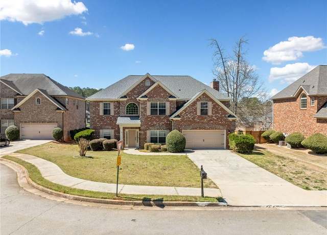 Property at 50 Riverstone Dr, Covington, GA 30014, 5 beds, 3 baths