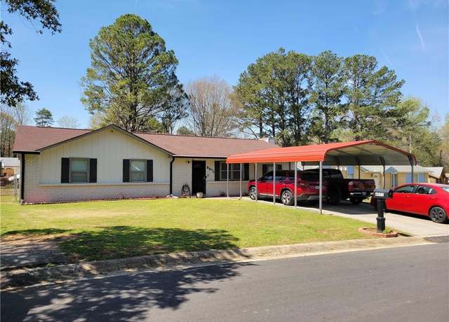 Property at 6071 Deerfield Ct, Morrow, GA 30260, 3 beds, 2 baths