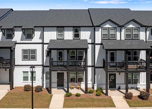 Property at 823 Mackay Crk, Woodstock, GA 30188, 4 beds, 3.5 baths
