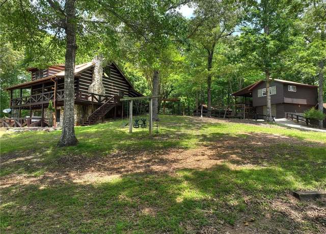 Property at 212 Dogpatch Ln, Blue Ridge, GA 30513, 3 beds, 3 baths