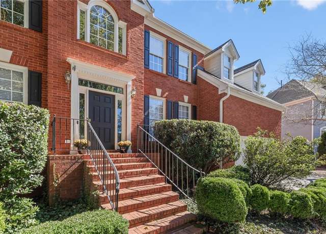 Property at 4090 Bellflower Dr, Alpharetta, GA 30005, 5 beds, 4.5 baths
