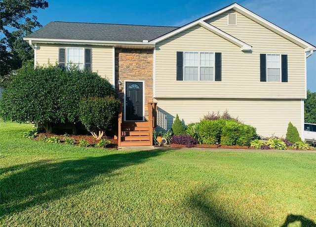 Property at 15 Cobblestone Ct, Douglasville, GA 30134, 4 beds, 2 baths