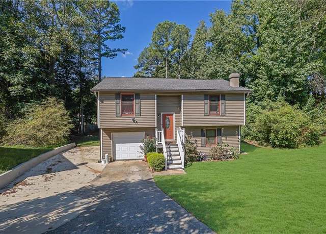 Property at 4693 Hairston Crossing Rd, Stone Mountain, GA 30083, 4 beds, 2 baths