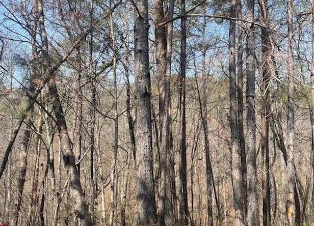 Property at 26 Creekview Dr SE, Cartersville, GA 30120