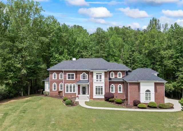 Property at 139 Thornhill Cir, Athens, GA 30607, 5 beds, 5 baths