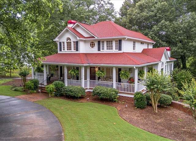 Property at 416 Mcdaniel St, Monroe, GA 30655, 4 beds, 3.5 baths