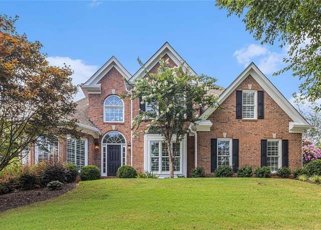 Property at 285 Wilde Green Dr, Roswell, GA 30075, 6 beds, 4.5 baths