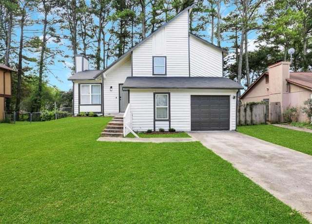 Property at 6231 Creekford Dr, Lithonia, GA 30058, 3 beds, 2 baths
