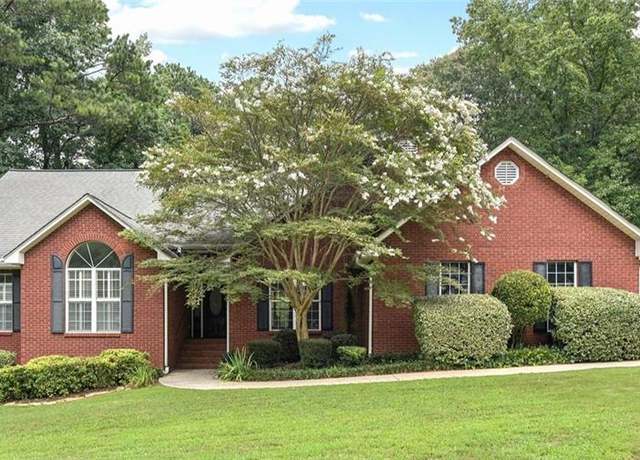 Property at 2415 Mitchell Rd, Lawrenceville, GA 30043, 5 beds, 3 baths