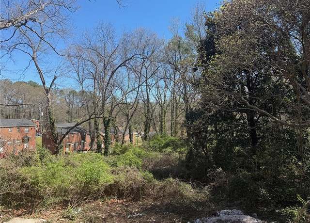 Property at 165 W Lake Ave NW, Atlanta, GA 30314