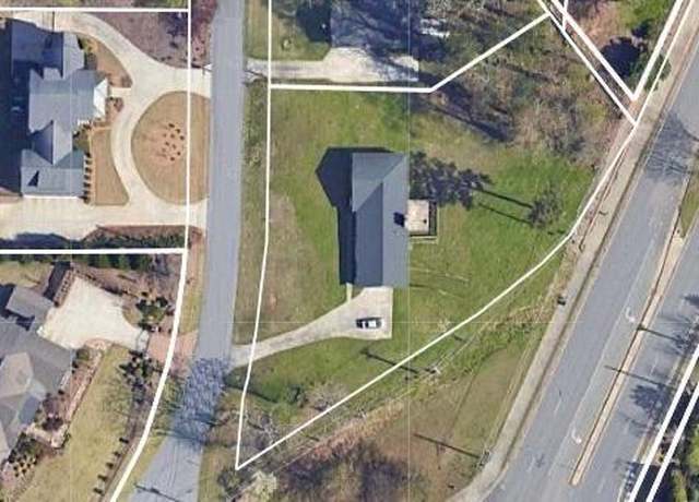 Property at 3475 Valley Vista Rd SE, Smyrna, GA 30080, 4 beds, 3 baths