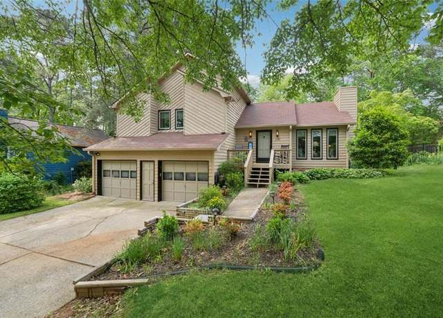 Property at 1149 Midland Dr NW, Acworth, GA 30102, 4 beds, 2 baths