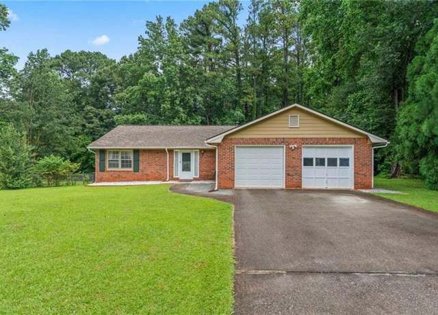 Property at 1738 Sherry Ln, Jonesboro, GA 30236, 3 beds, 2 baths