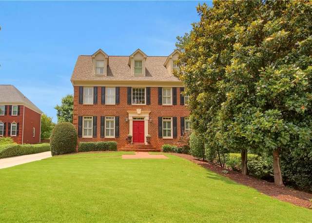 Property at 4045 Boles Creek Dr, Duluth, GA 30096, 5 beds, 4 baths
