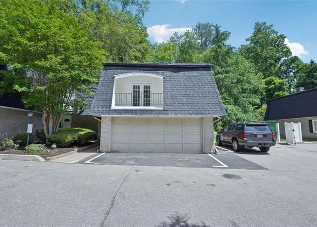 Property at 5490 Chemin De Vie, Sandy Springs, GA 30342, 3 beds, 2.5 baths