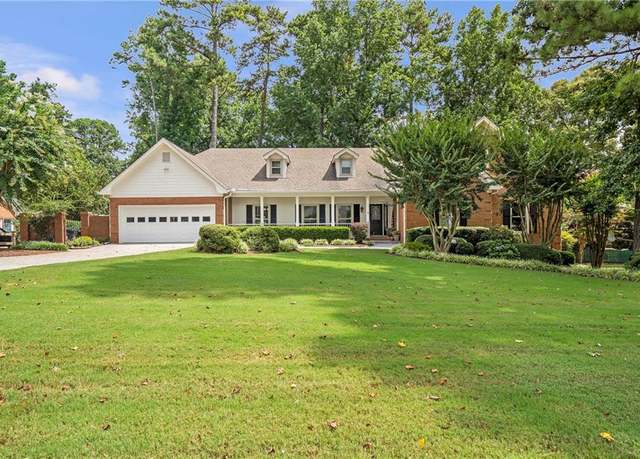 Property at 5278 Browning Way SW, Lilburn, GA 30047, 6 beds, 4.5 baths