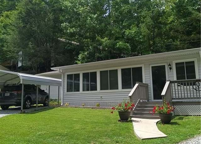 Property at 207 Canyon Pass, Cleveland, GA 30528, 2 beds, 1 bath