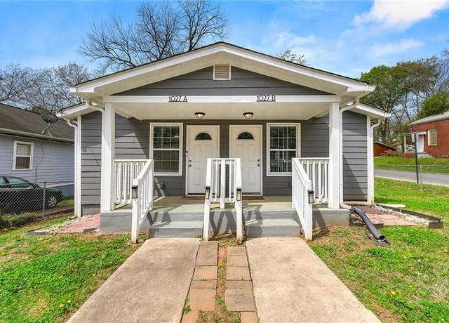 Property at 1027 Garibaldi St SW, Atlanta, GA 30310, 4 beds, 4 baths