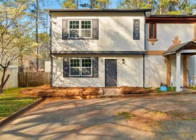 Property at 2020 Drennon Ave, Austell, GA 30106, 2 beds, 2.5 baths