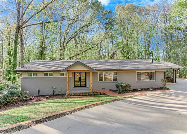 Property at 808 Sherwood Rd, Gainesville, GA 30501, 4 beds, 3 baths