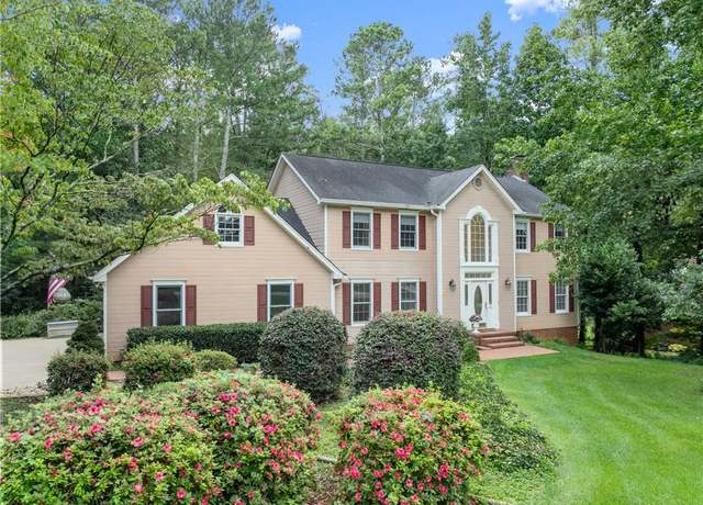 Property at 4135 Ashford Way, Gainesville, GA 30507, 3 beds, 2.5 baths