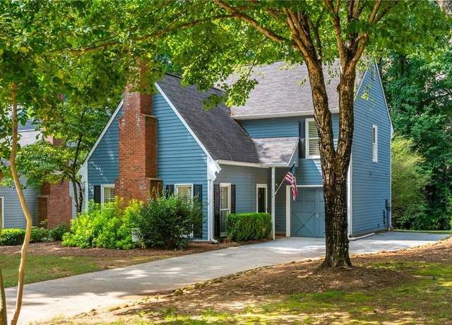 Property at 414 Roswell Green Ln, Roswell, GA 30075, 2 beds, 2.5 baths