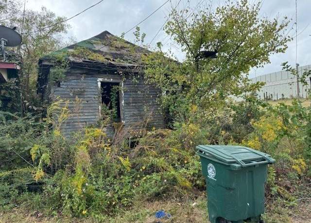 Property at 1490 2nd Ave, Macon, GA 31201, 2 beds, 1 bath