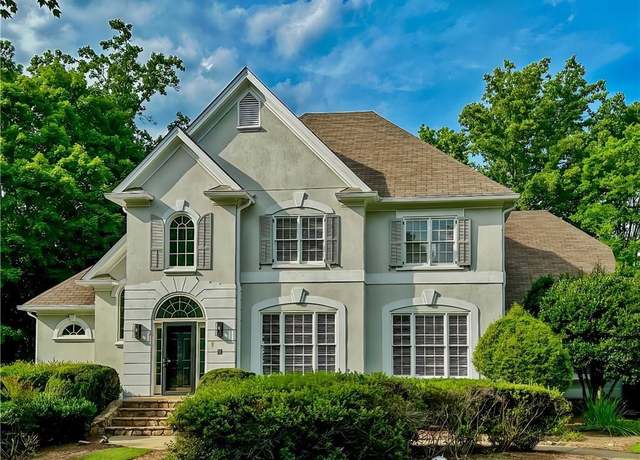 Property at 2660 Coachmans Cir, Alpharetta, GA 30022, 6 beds, 4 baths