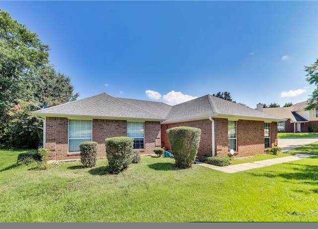 Property at 25 Carrera, Stockbridge, GA 30281, 3 beds, 2 baths
