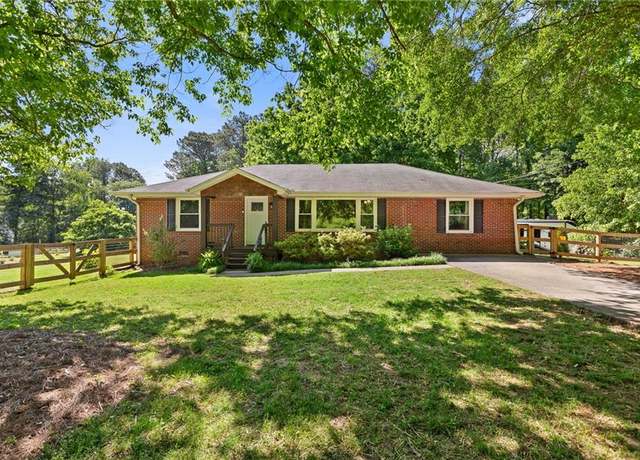 Property at 4027 Finch Rd SW, Powder Springs, GA 30127, 3 beds, 1 bath