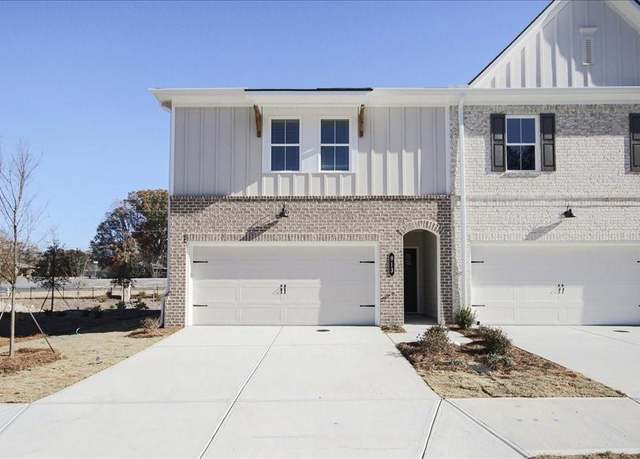 Property at 913 Agate Ln, Lawrenceville, GA 30043, 3 beds, 2.5 baths