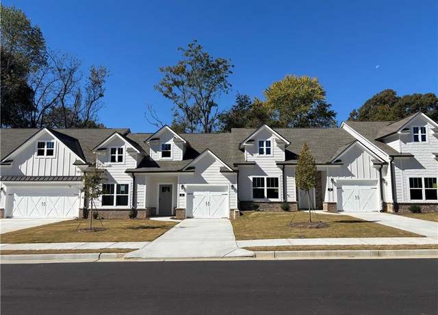 Property at 36 Village Ct #15, Cleveland, GA 30528, 2 beds, 2 baths