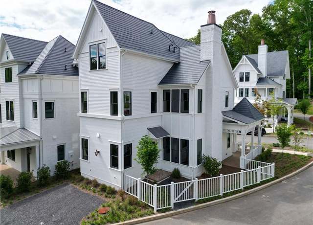 Property at 11530 Serenbe Ln, Chattahoochee Hills, GA 30268, 3 beds, 3.5 baths