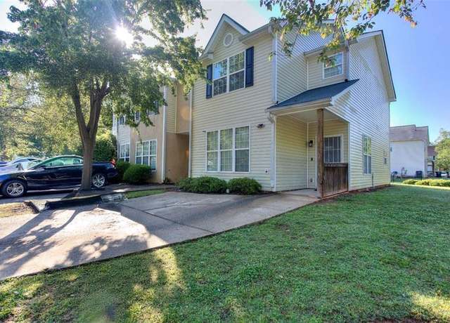 Property at 2326 Nicole Dr, Hampton, GA 30228, 3 beds, 2.5 baths