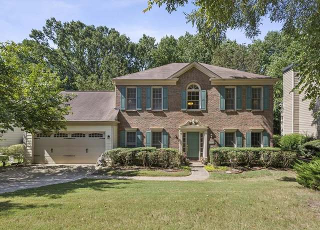 Property at 4815 Tanners Spring Dr, Alpharetta, GA 30022, 3 beds, 2.5 baths