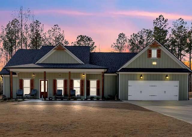 Property at 598 Barnwood Dr, Rockmart, GA 30153, 3 beds, 2 baths