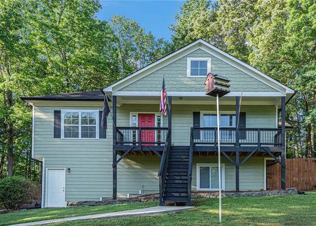 Property at 260 Sterling Dr, Powder Springs, GA 30127, 3 beds, 2 baths