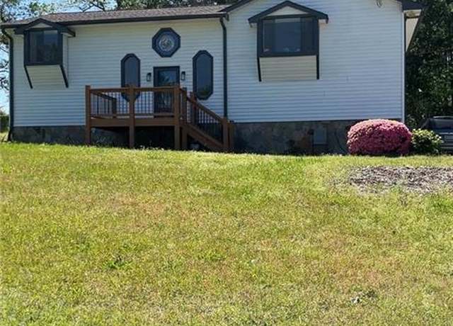Property at 4270 Mountain Glen Trce, Snellville, GA 30039, 3 beds, 3 baths