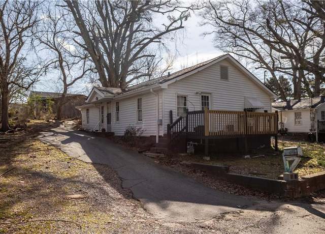 Property at 61 Daisy Cir, Canton, GA 30114, 3 beds, 1 bath