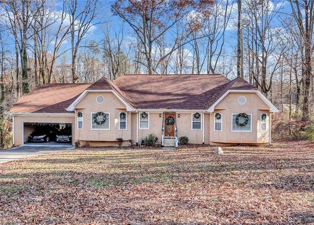 Property at 9224 Snipe Ln, Jonesboro, GA 30236, 3 beds, 2.5 baths