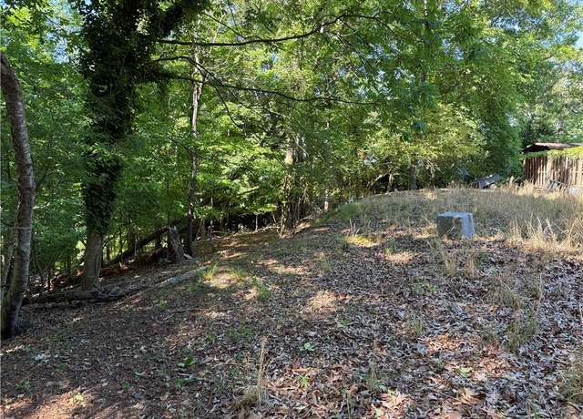 Property at 4223 Twin Rivers Dr, Gainesville, GA 30504