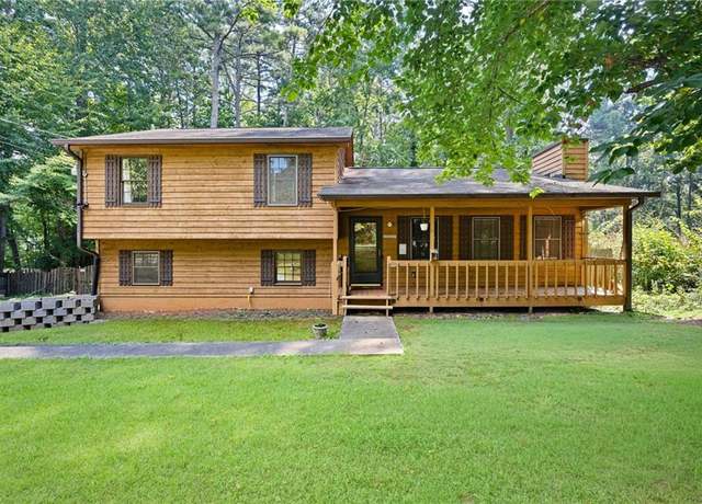Property at 170 Beatrice St, Dallas, GA 30157, 3 beds, 2 baths