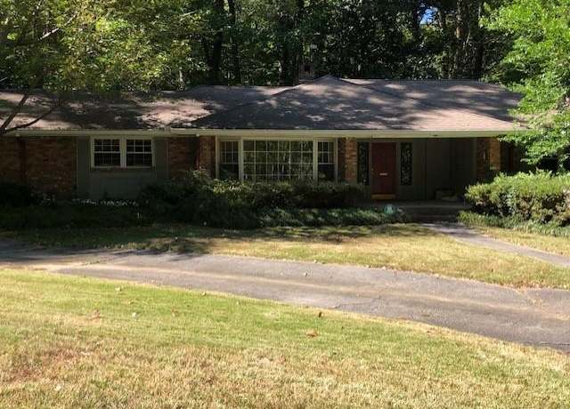Property at 138 Le Brun Rd NE, Atlanta, GA 30342, 4 beds, 3.5 baths