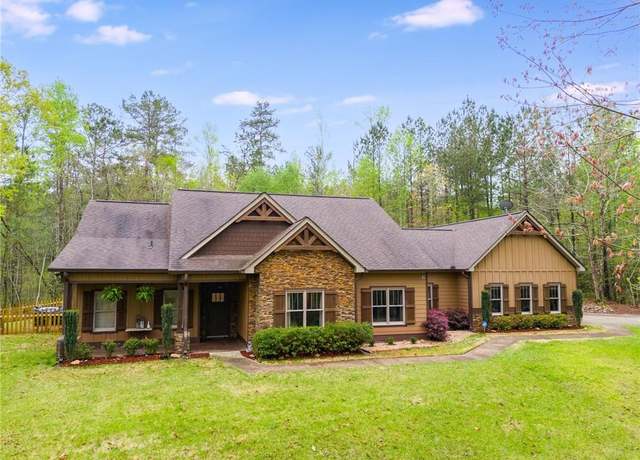 Property at 575 W Wayside Rd, Carrollton, GA 30116, 4 beds, 2 baths
