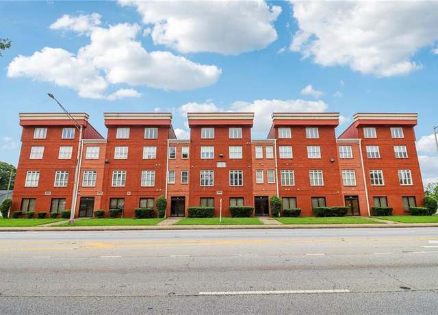 Property at 2465 Main St #201, Atlanta, GA 30344, 3 beds, 2 baths