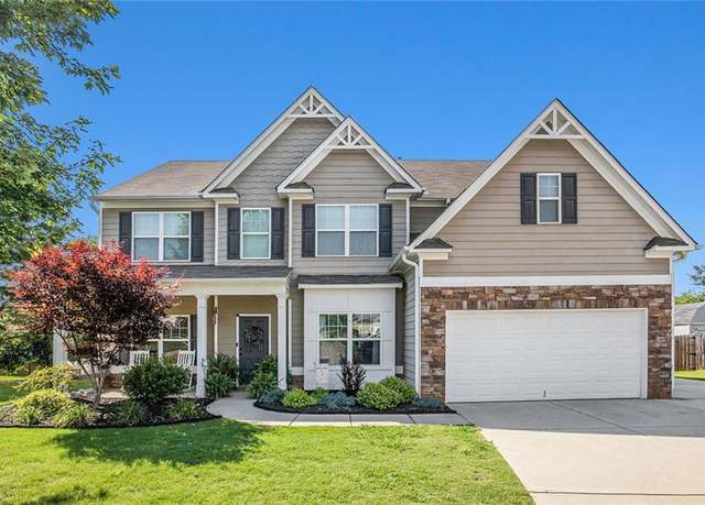 Property at 1329 Old Glory Ct, Hoschton, GA 30548, 5 beds, 2.5 baths