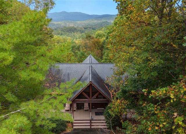 Property at 260 Mountain High Dr, Mineral Bluff, GA 30559, 3 beds, 3.5 baths