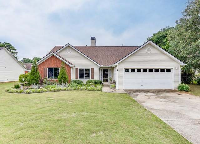 Property at 992 Harbins Pass Dr, Dacula, GA 30019, 3 beds, 2 baths