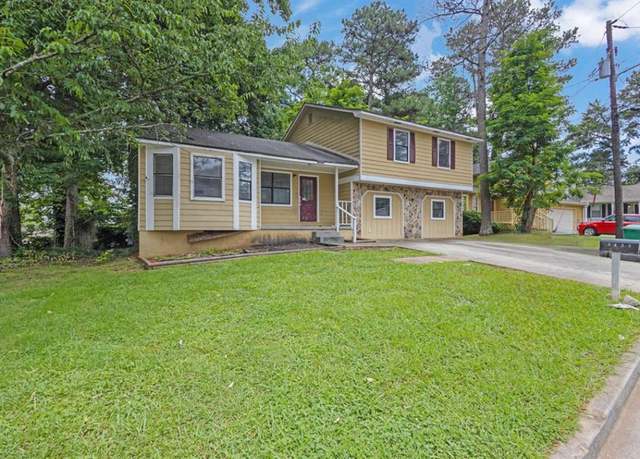 Property at 5477 Forest Pines Dr, Lithonia, GA 30058, 3 beds, 2 baths