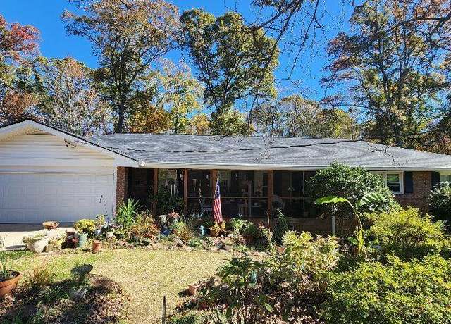 Property at 2479 Landeau Cir, Tucker, GA 30084, 3 beds, 2 baths